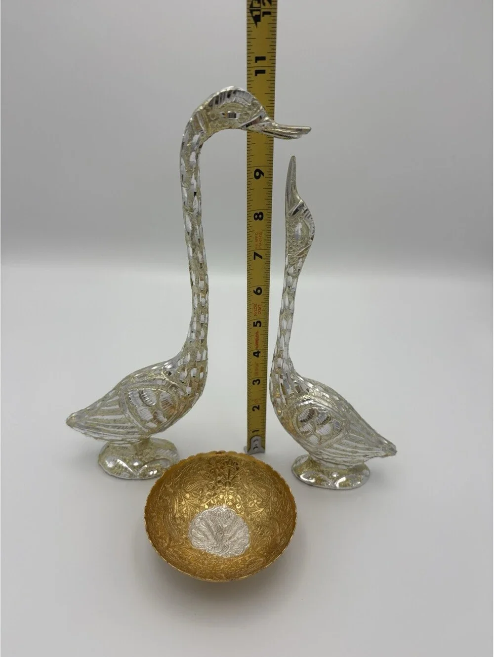 Indian Handricrafts Decor Set-Dual Tone Aluminum Kissing Swan Couple Statue